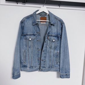Levi’s Premium Denim Jean Jacket